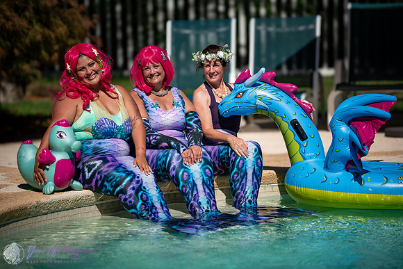 LisaPoolFun-25