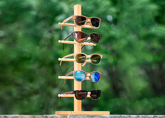 Loaded Glasses Stand