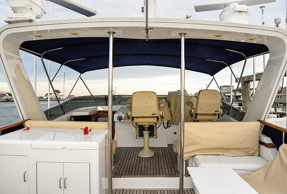 Yacht 4