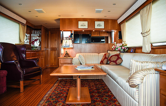 Yacht 7