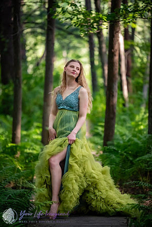 Ellie-109