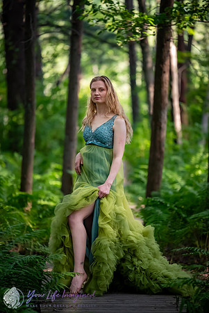 Ellie-112