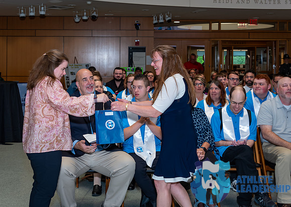 ALU-Grad-2025-121
